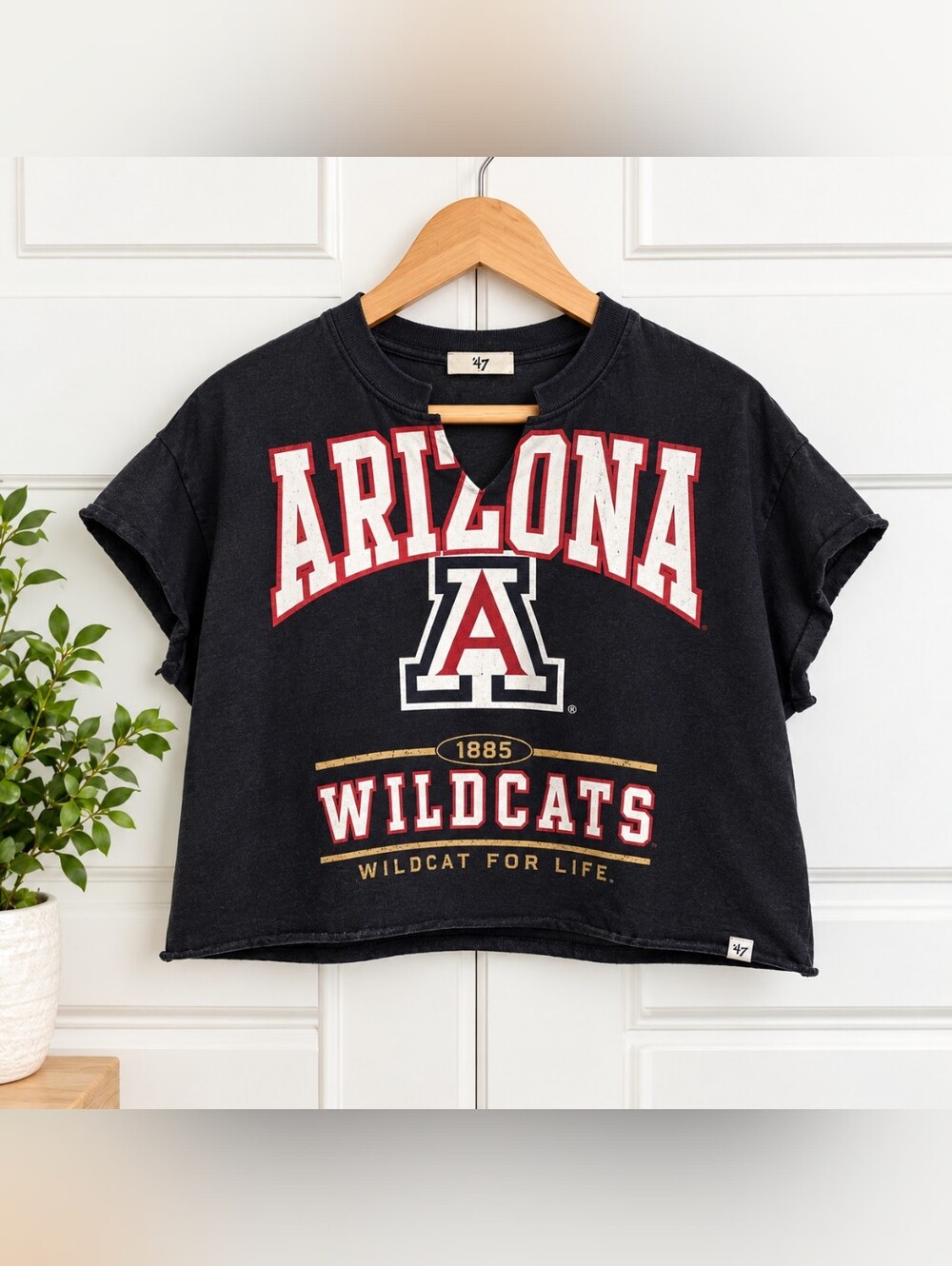 University of Arizona Wildcats '47 Brand Cropped Tee | Women's Sm.